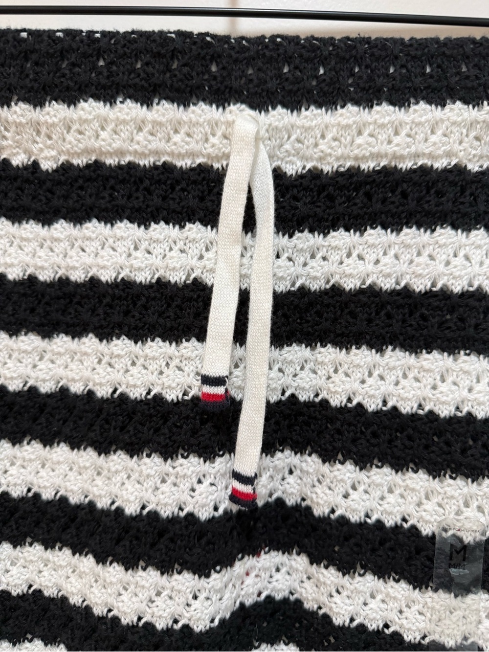 Tommy Hilfiger Black & White Crochet Striped Skirt Size Medium Preppy Coastal - Picture 6 of 6